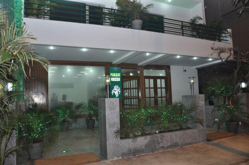 Oyo 367 Hotel Forest Green Neu-Delhi Exterior foto