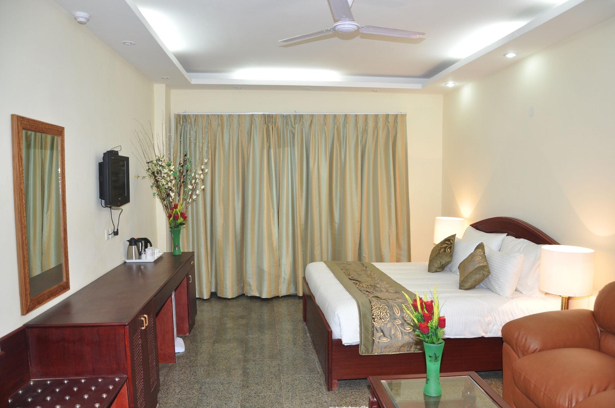 Oyo 367 Hotel Forest Green Neu-Delhi Exterior foto