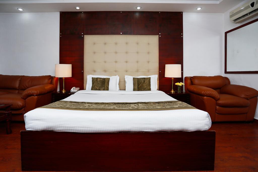 Oyo 367 Hotel Forest Green Neu-Delhi Exterior foto