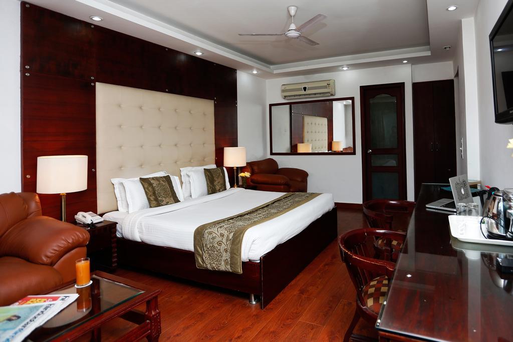 Oyo 367 Hotel Forest Green Neu-Delhi Exterior foto