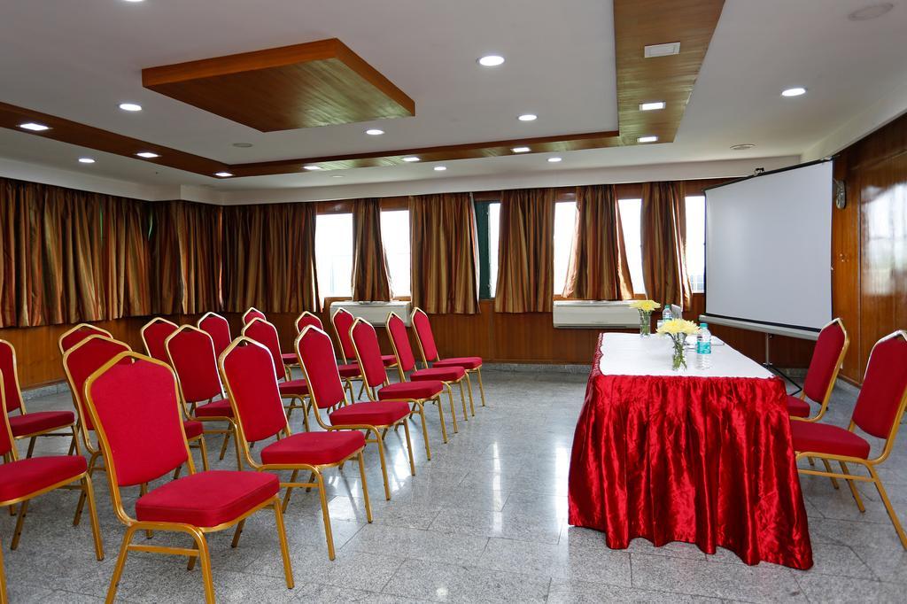 Oyo 367 Hotel Forest Green Neu-Delhi Exterior foto