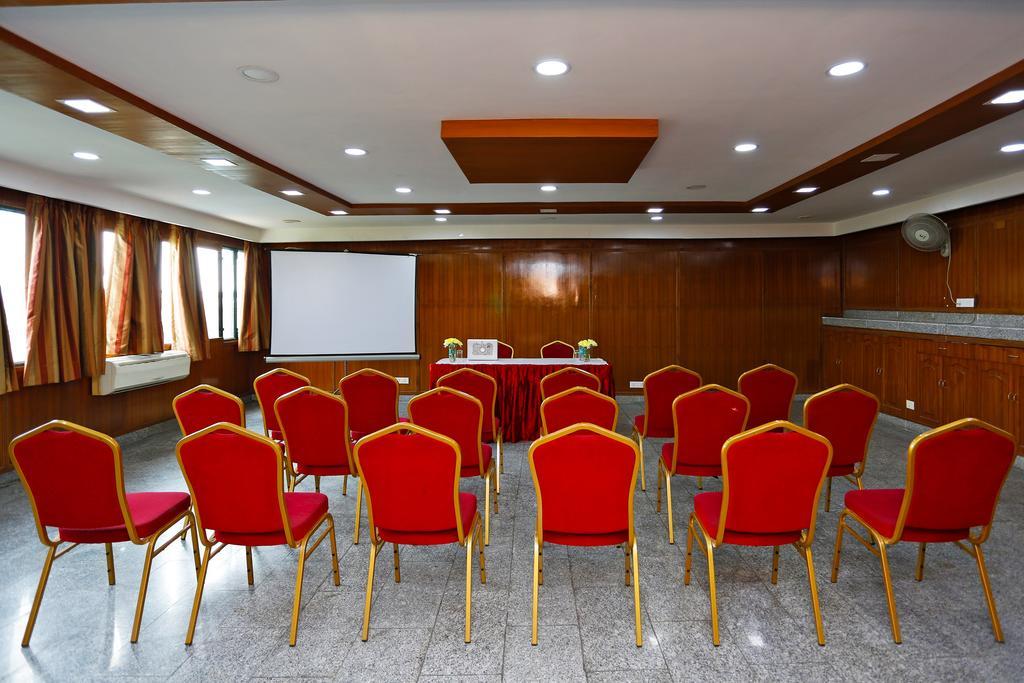 Oyo 367 Hotel Forest Green Neu-Delhi Exterior foto