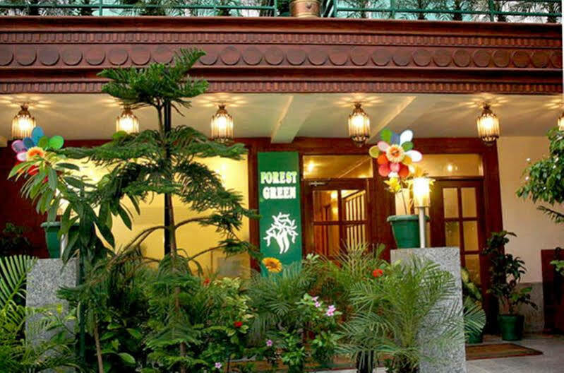 Oyo 367 Hotel Forest Green Neu-Delhi Exterior foto